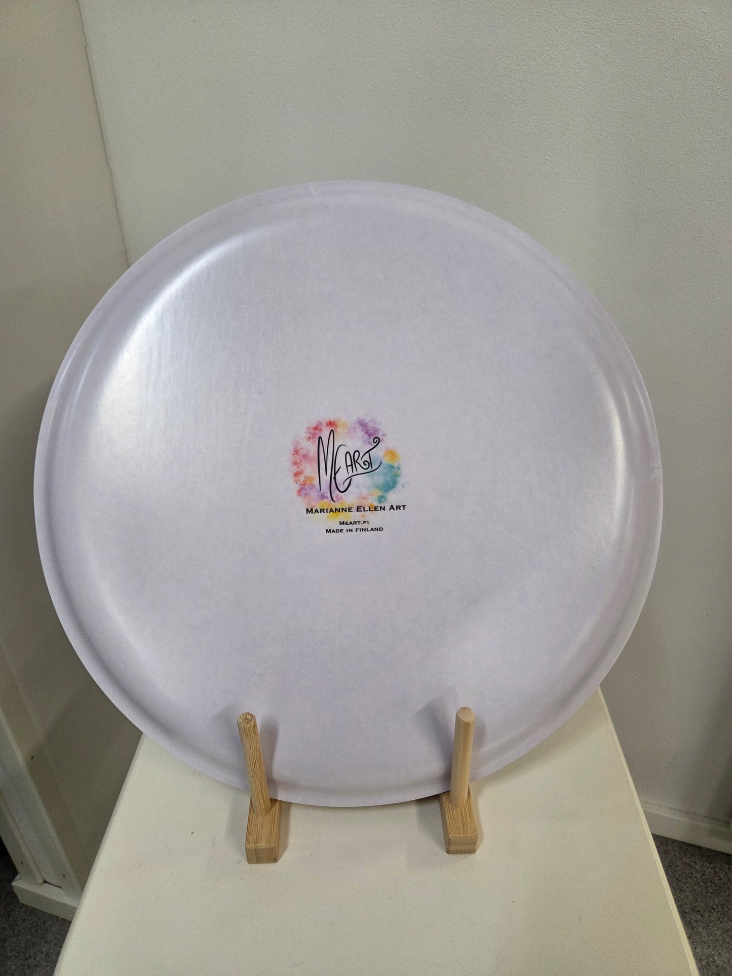 Minä suojelen sinua kaikelta - Tarjotin